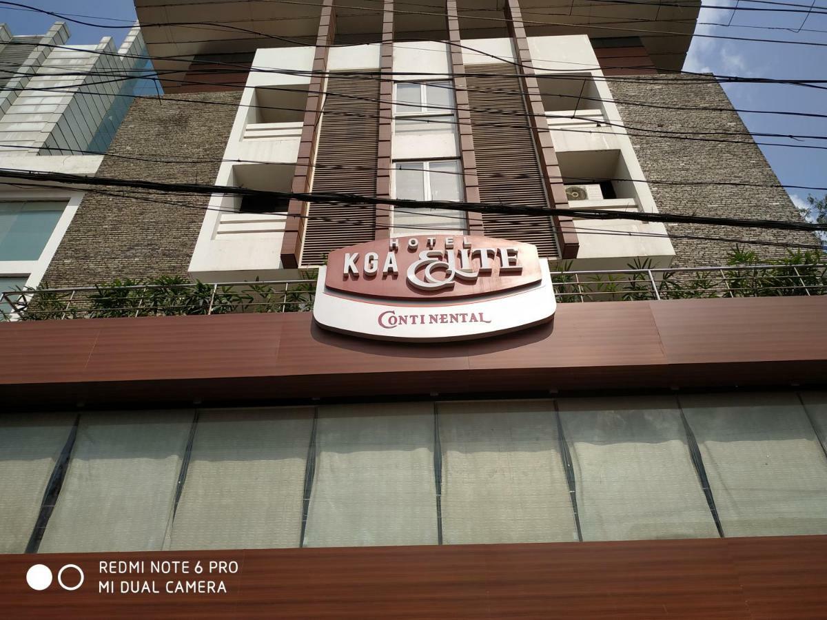 Kga Elite Continental Hotel Tiruvalla Bagian luar foto